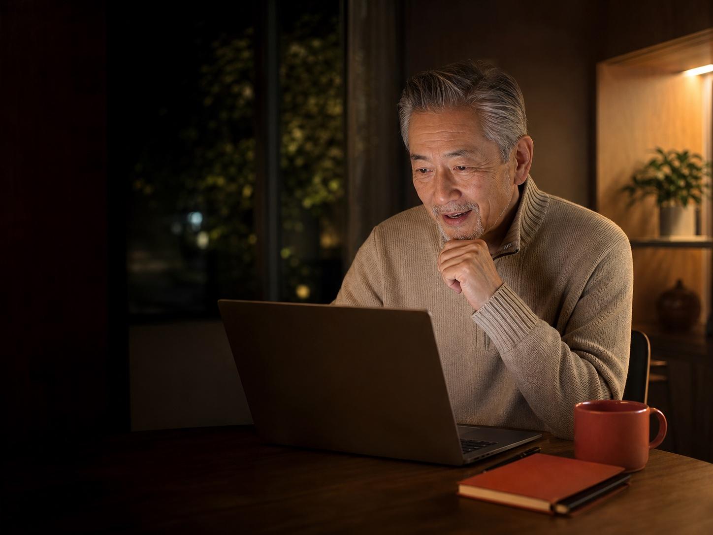 A customer getting help from a local business website after hours